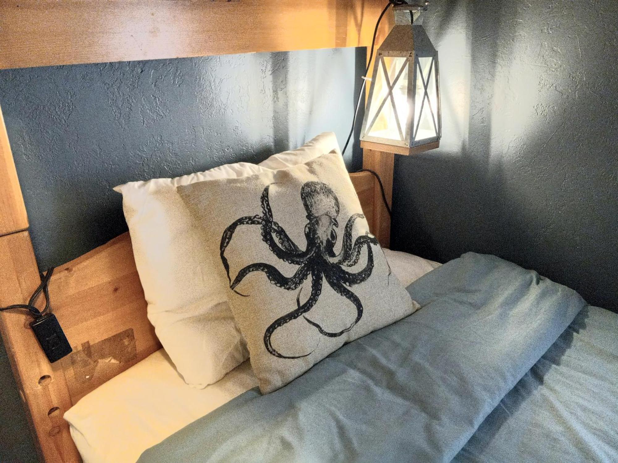 The Goulding Cottage And Farm - 4 Beds, 3 Baths Henrieville Kültér fotó